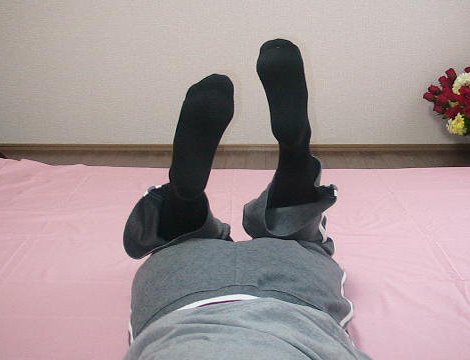 殿屈検査Ⓡ（膝の曲がり方、足の動きの左右差）